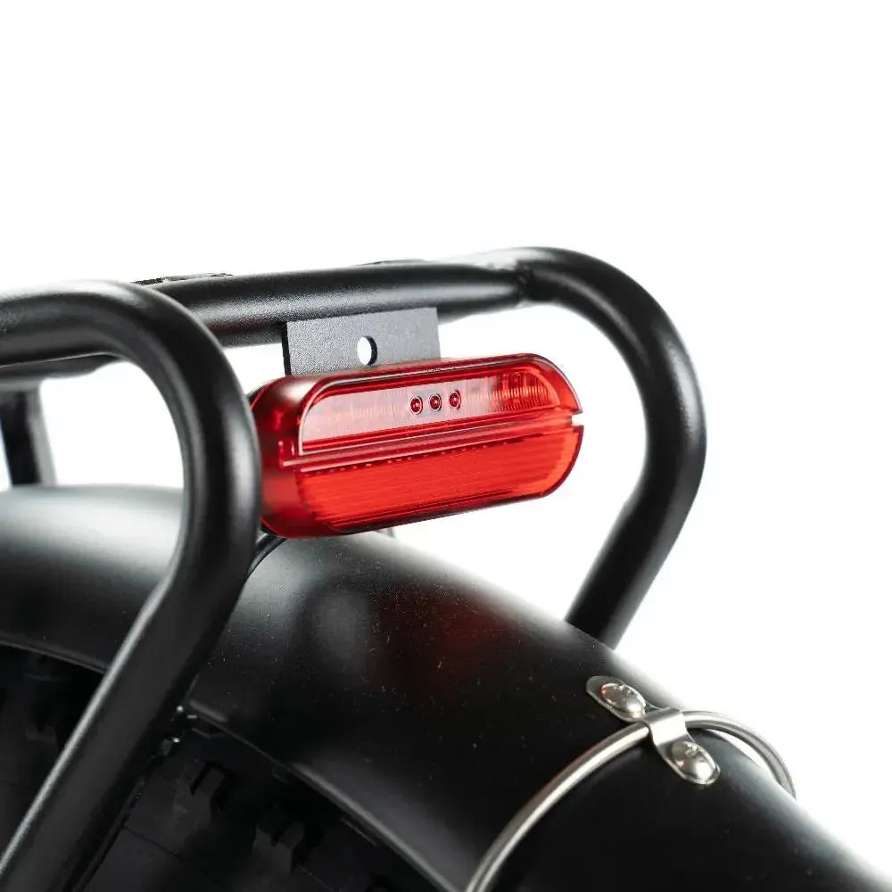Engwe L20 Boost zwart – detail motor en banden